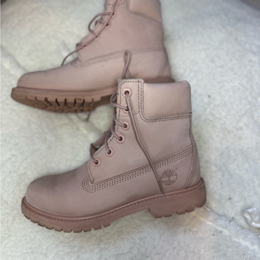 Timberland Blush Pink 6” Premium Boots Women’s 5.5 Lace Up